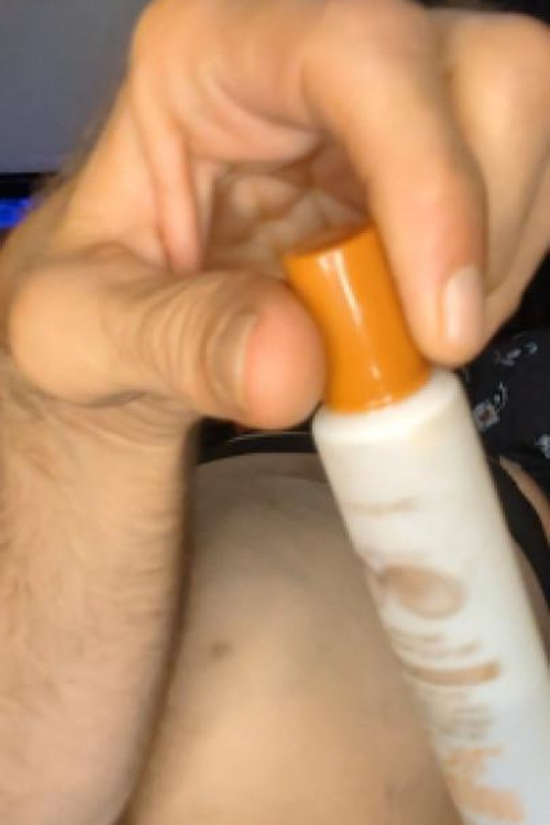 Oiled Up Ass - Screenshot 1 of 4 - Anal