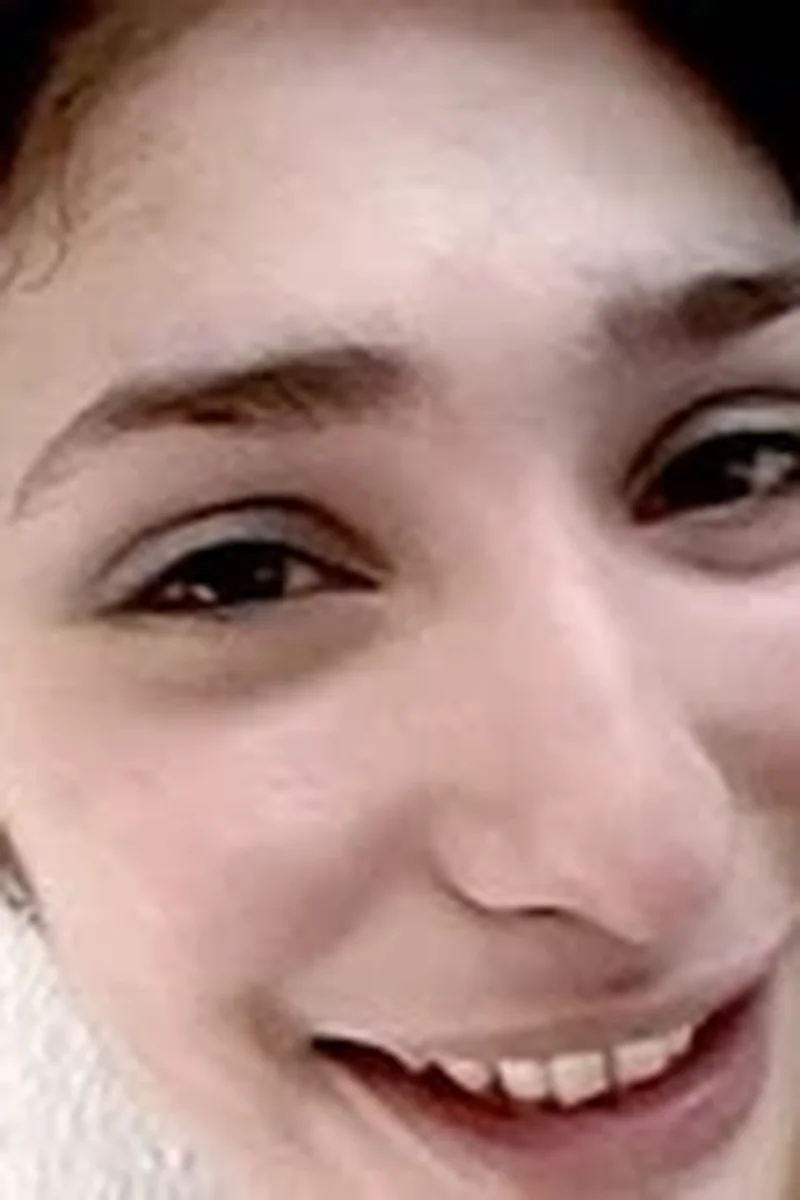 Camera Whore - Screenshot 1 of 4 - Anal