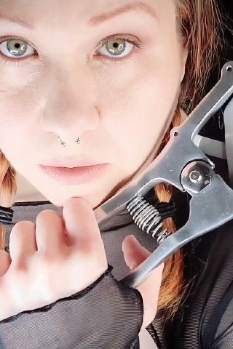 Steamy Castratrix - Screenshot 1 of 4 - Castration