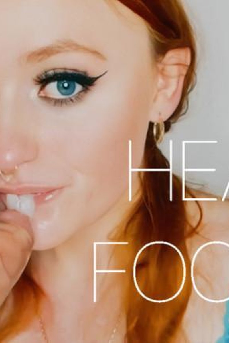 Head Focus With Pixie Bell - Screenshot 1 of 4 - Blowjob