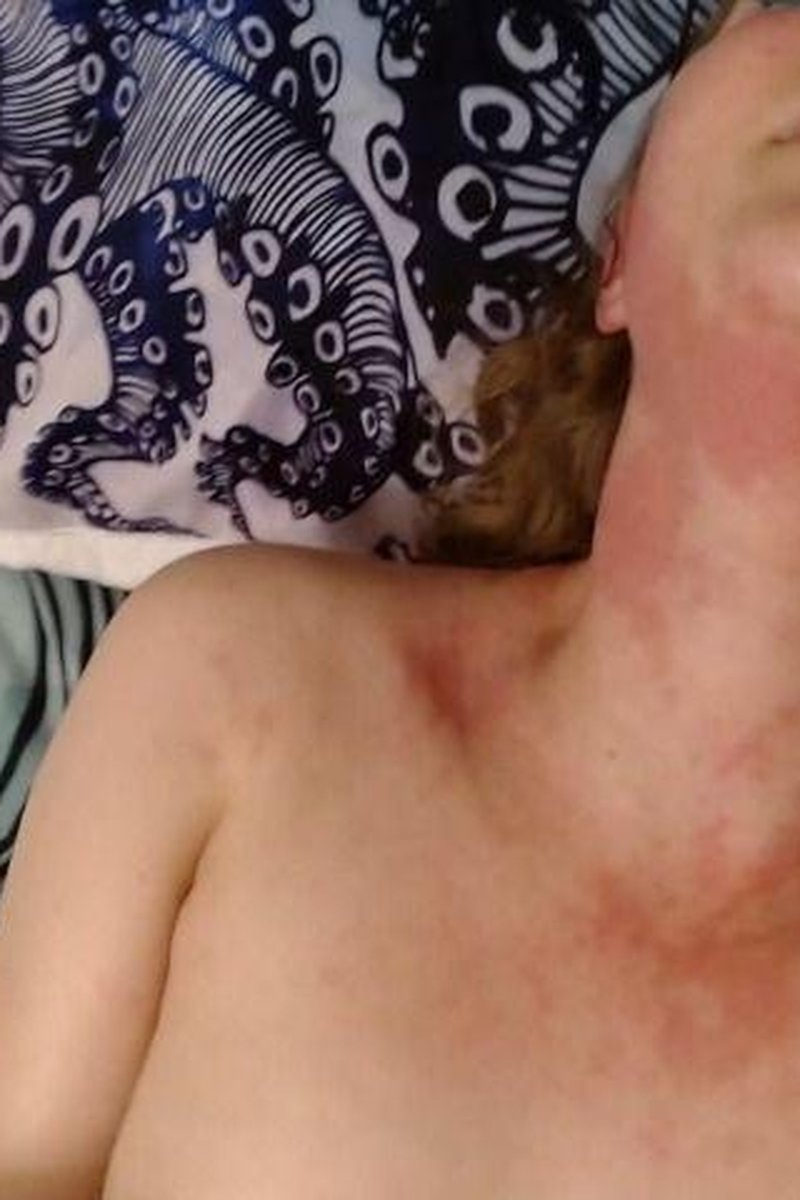 Pixie Masturbating/Fingering - Face Only - Screenshot 1 of 4 - Blonde Hair (Female)