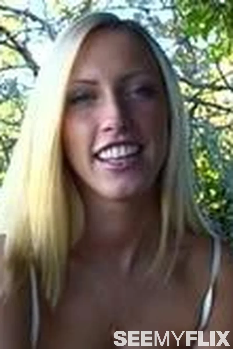 Cassie Young - Screenshot 1 of 4 - Teen (18-22)