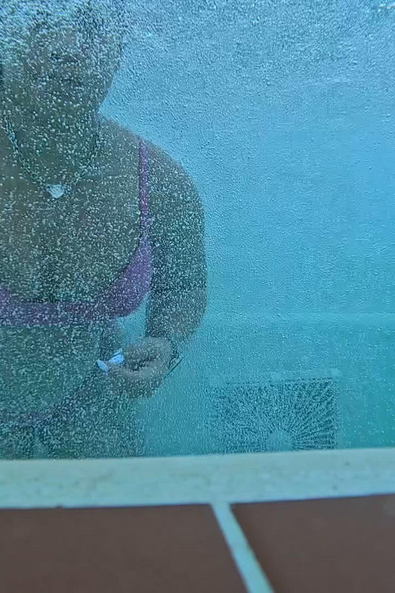 Relaxing MILF Jacuzzi Soak With Lofi Melodies - Screenshot 1 of 4 - Labelladiablax