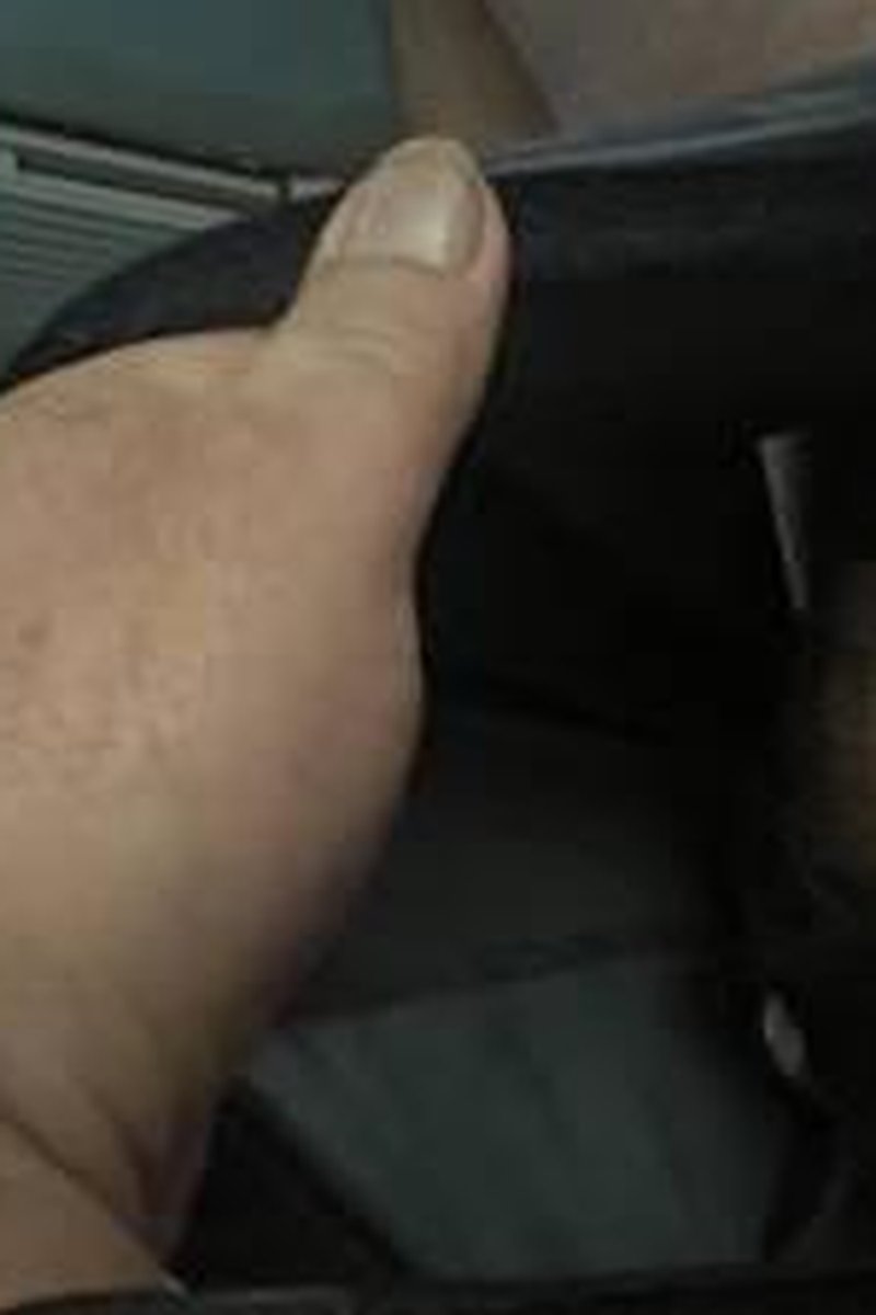 Bed Cock - Screenshot 1 of 4 - Bed Tease