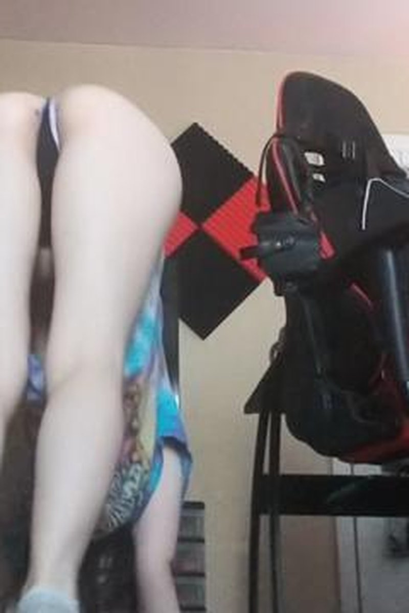 Yoga With A Buttplug - Screenshot 1 of 4 - Ass Fetish