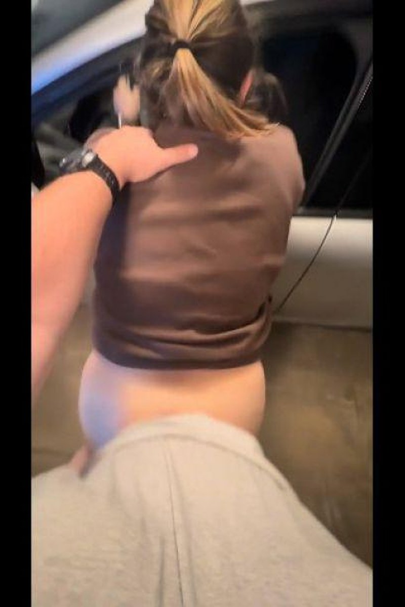 Garage Quicky - Screenshot 1 of 4 - All Sex