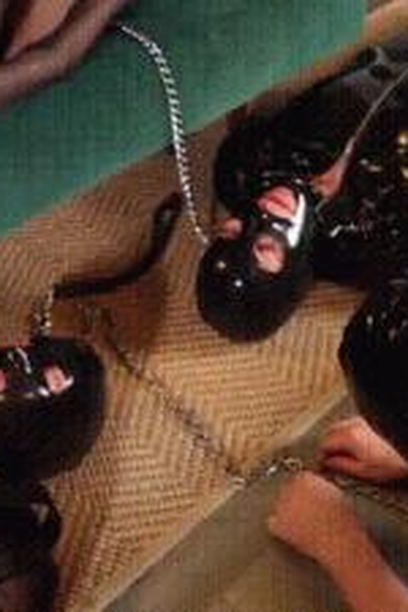 Plenty Slaves - Screenshot 1 of 4 - Blowjob