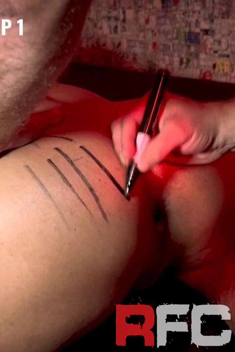 That Switch Cumdump Buenos Aires 1 - Screenshot 1 of 4 - Big Muscle Guys