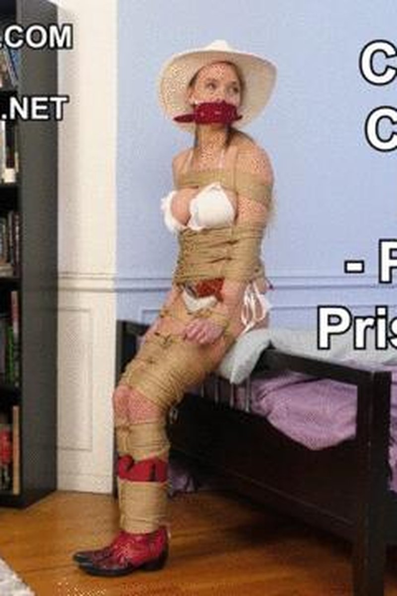 Encore - Part Two - Pristine Edge - Screenshot 1 of 4 - Bondage