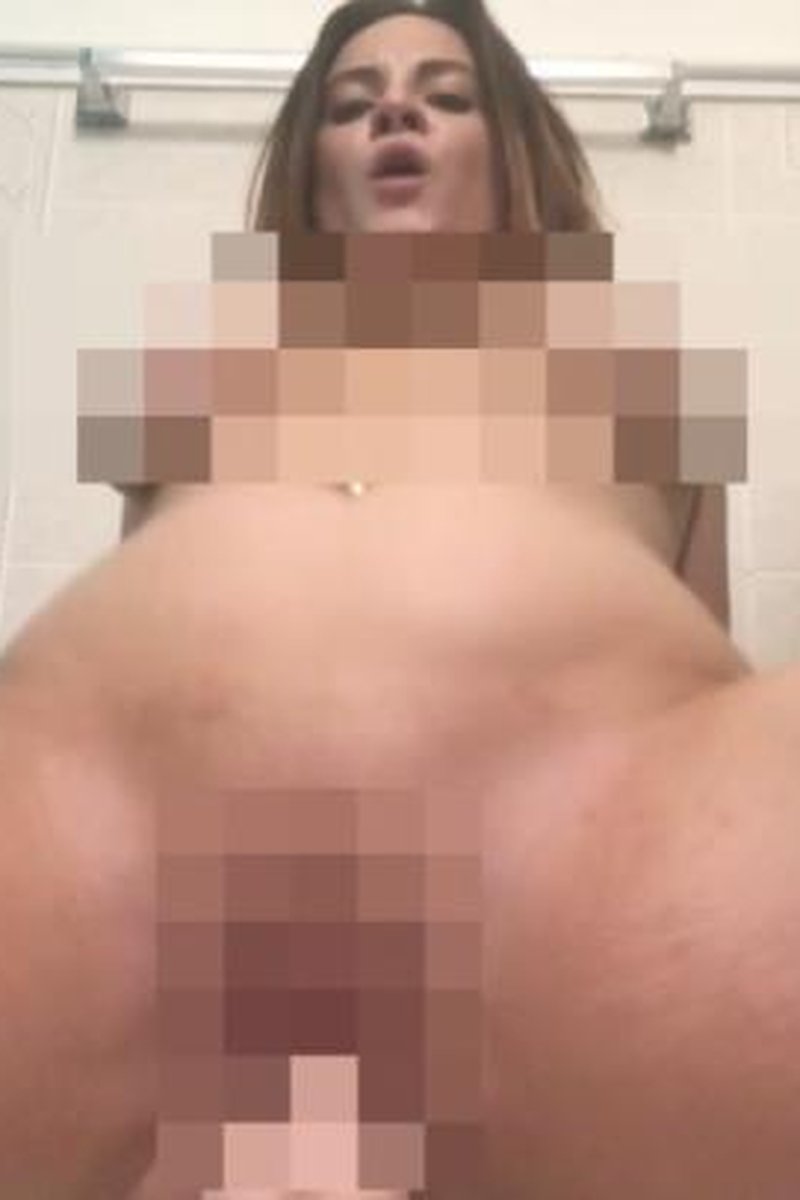 Step-Daddy Bryce Custom - Screenshot 1 of 4 - Blowjob