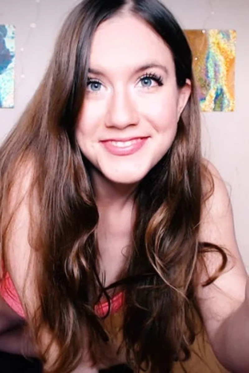 Bladder Stretching - Screenshot 1 of 4 - Golden Shower