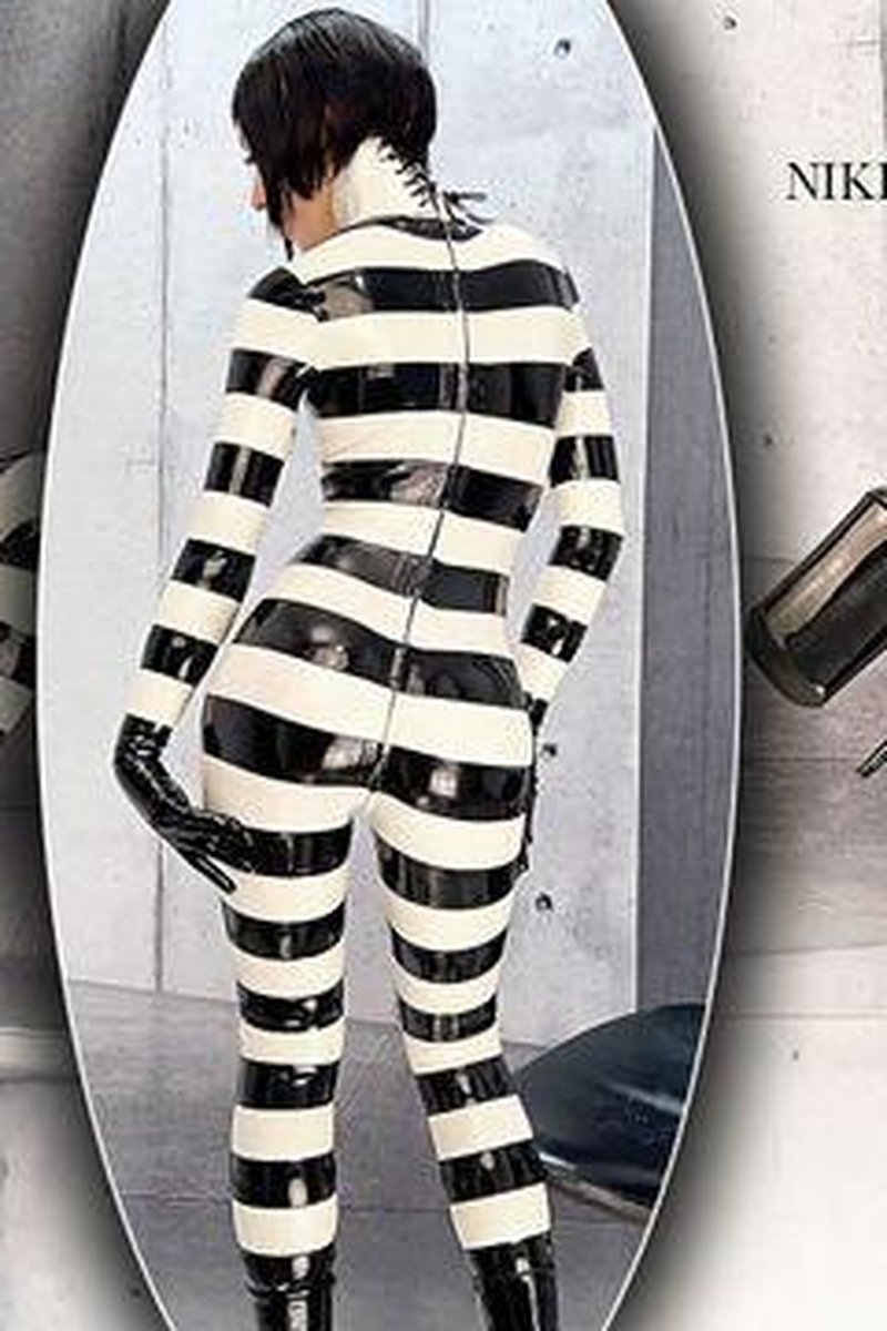 Contrast - Screenshot 1 of 4 - Miss Nyu