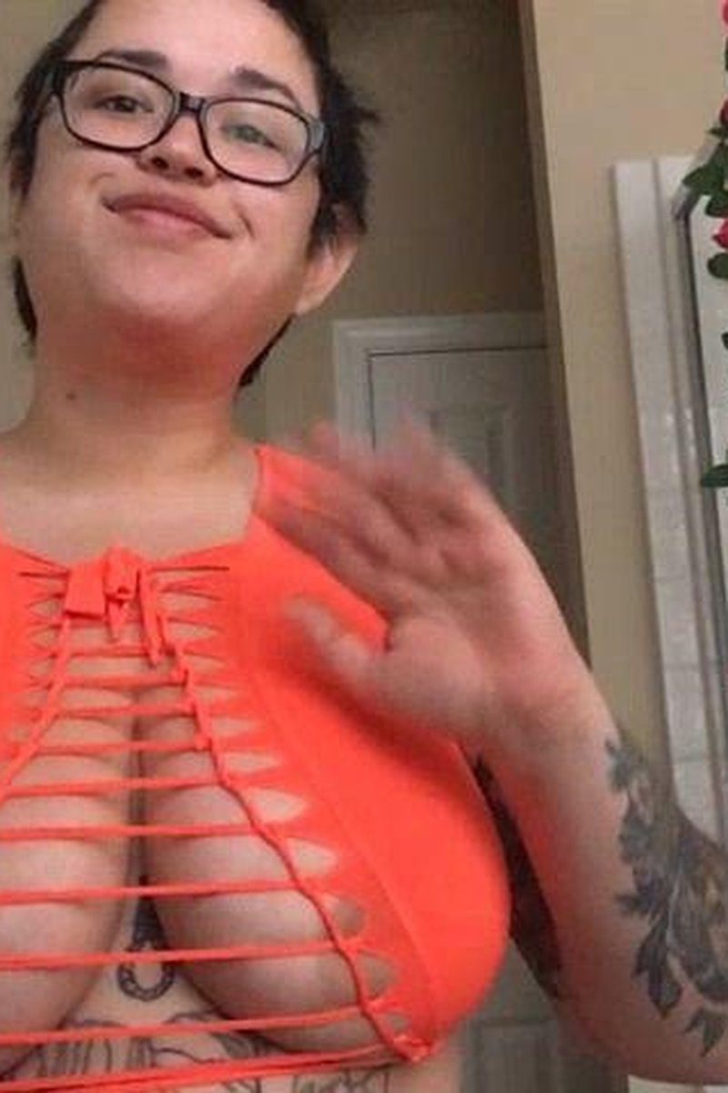 For Rose - Screenshot 1 of 4 - Asian