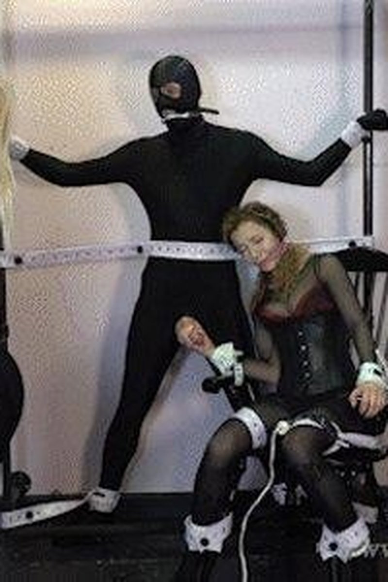 Allie Takeover Gone Wrong - Screenshot 1 of 4 - Bondage
