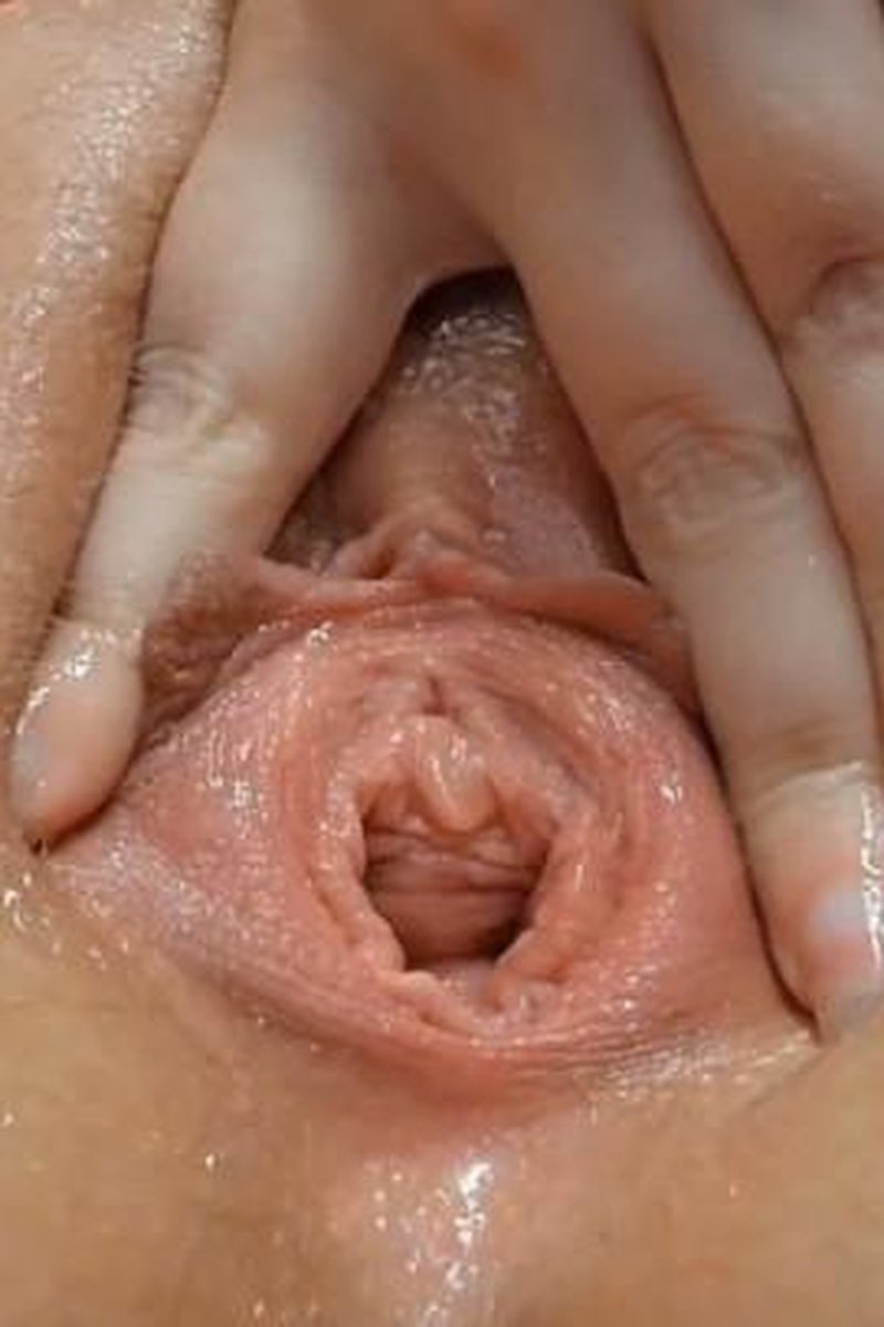 Pussyfuck/Titplaybouncing/Deepthroat - Screenshot 1 of 4 - Breast Play
