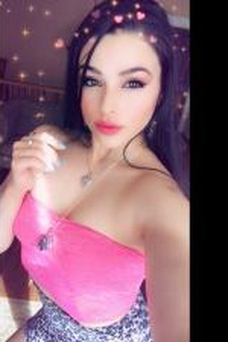 Bow Down - Screenshot 1 of 4 - Beautiful Agony