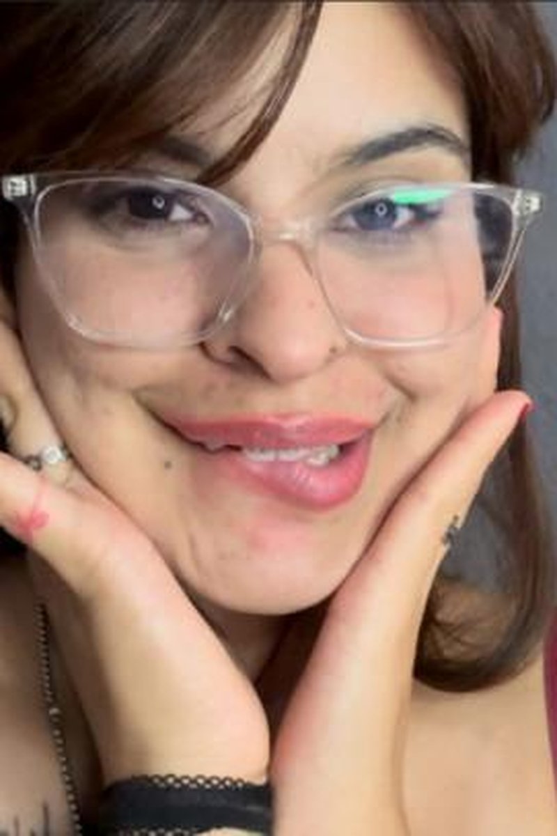 Lipstick - Screenshot 1 of 4 - Biglips
