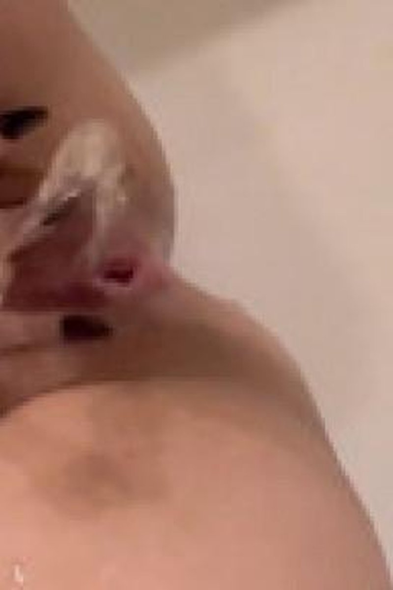 Pee/Piss Compilation - Screenshot 1 of 4 - Babes