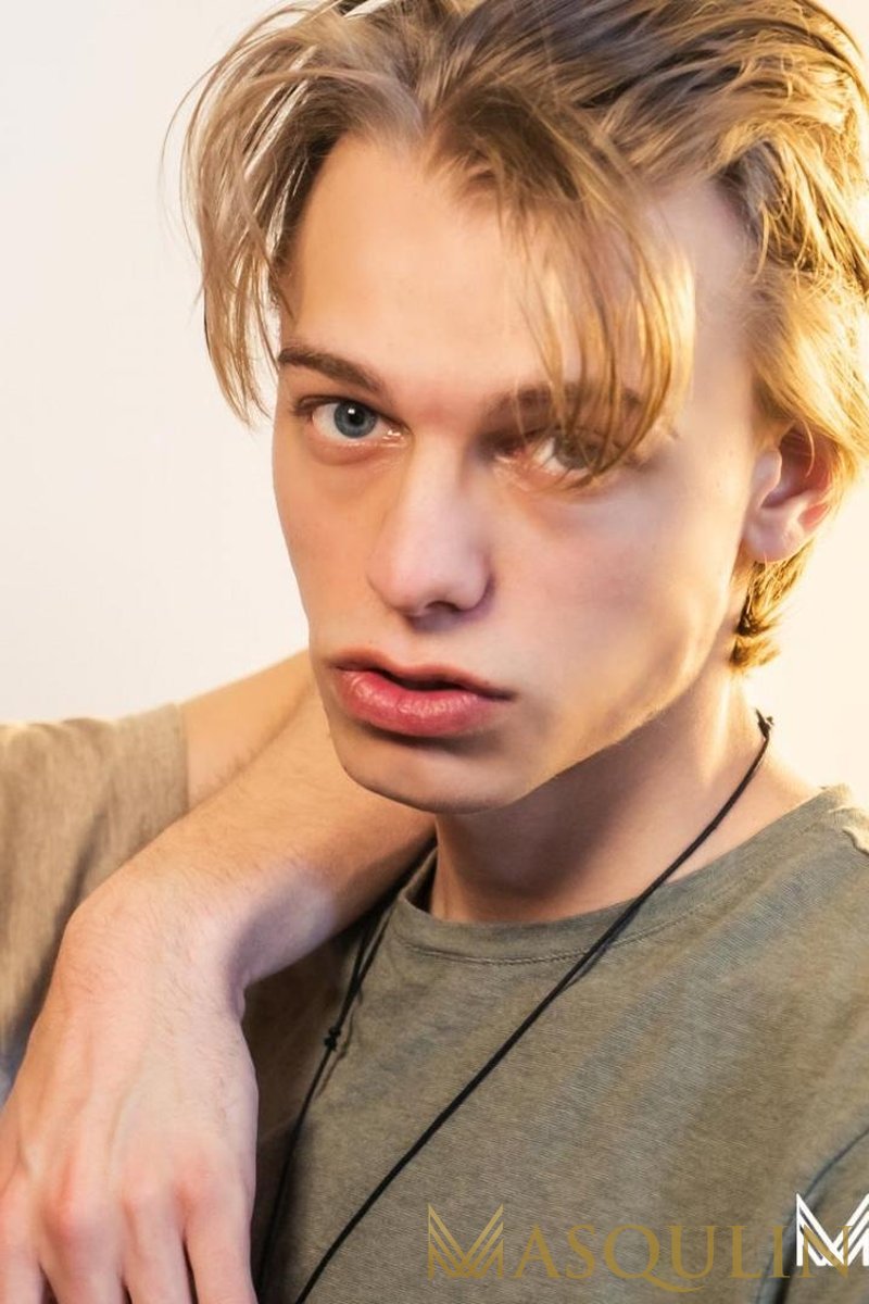 Put Your Camera Down - Screenshot 1 of 4 - Anal