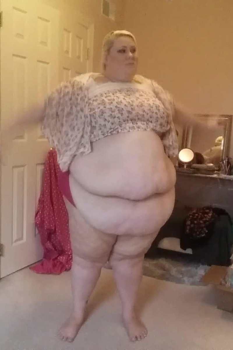 Torrid Size 6 Angle 2 - Screenshot 1 of 4 - BBW