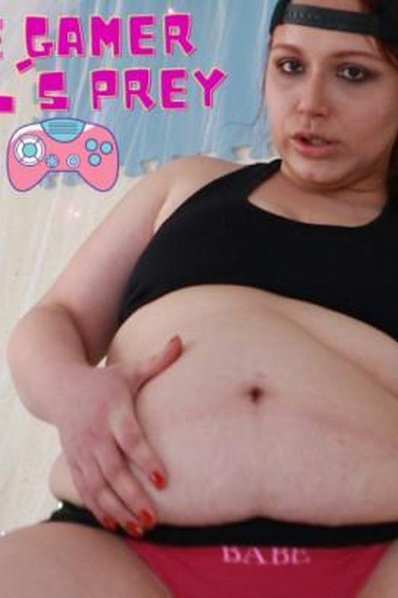 The Gamer Girls Prey - Screenshot 1 of 4 - Belly Sounds