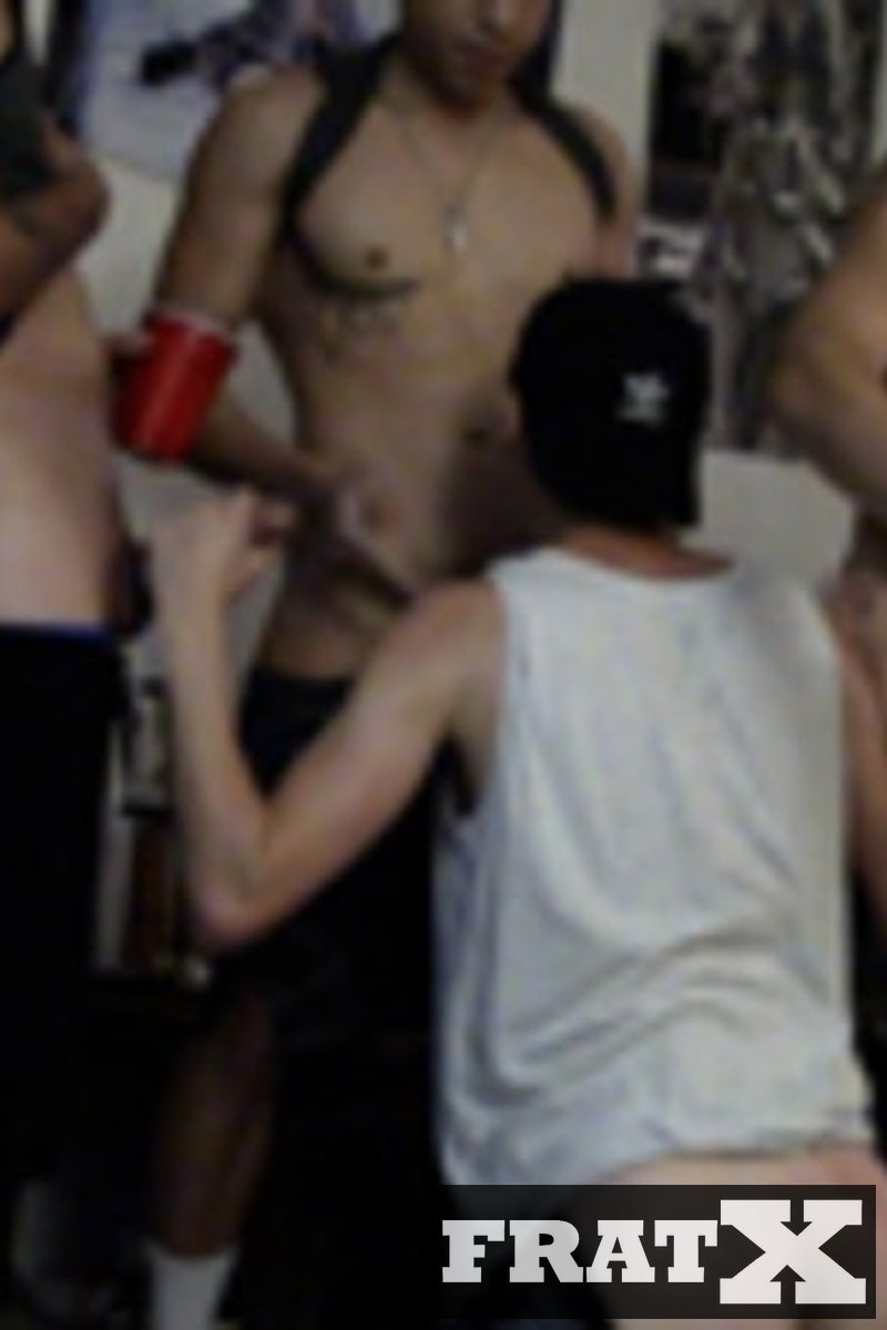 Trashed Ass - Screenshot 1 of 4 - College