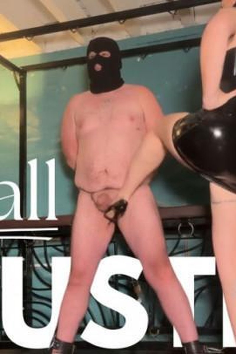 Ball Busting - Screenshot 1 of 4 - CFNM