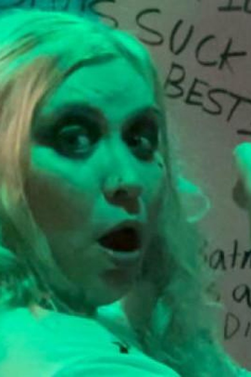 Harleys Holes Of Fun - Screenshot 1 of 4 - Blonde Hair (Female)