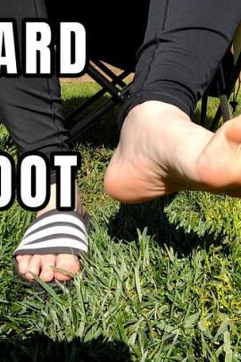 Backyard Barefoot Play - Screenshot 1 of 4 - Foot Fetish