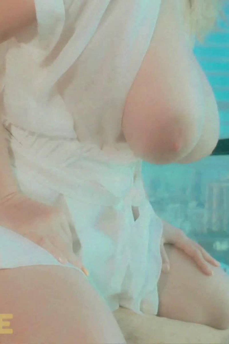 TP-iwantclipsgamernute-sweet-morning-solo-masturbation-riding-my-dildo