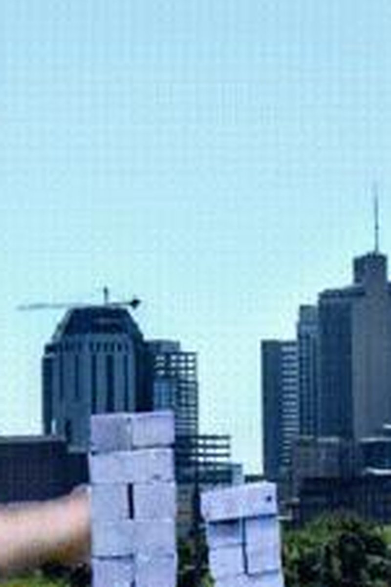 Giantess Soles Destroys Buildings - Screenshot 1 of 4 - Barefoot