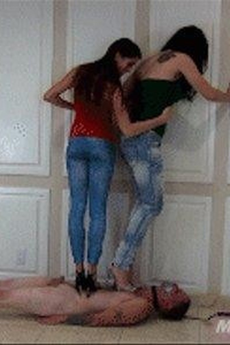 Trying Trampling (Mobile) - Screenshot 1 of 4 - Domination