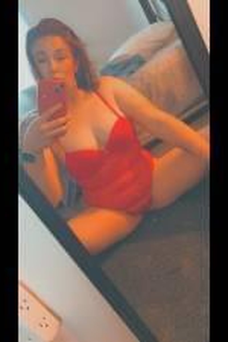 Hungry Kitty - Screenshot 1 of 4 - Pussy