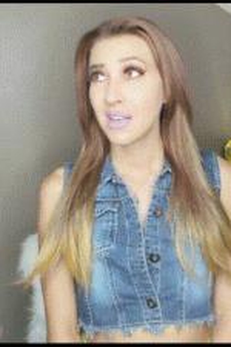 Almost September - Screenshot 1 of 4 - Babes