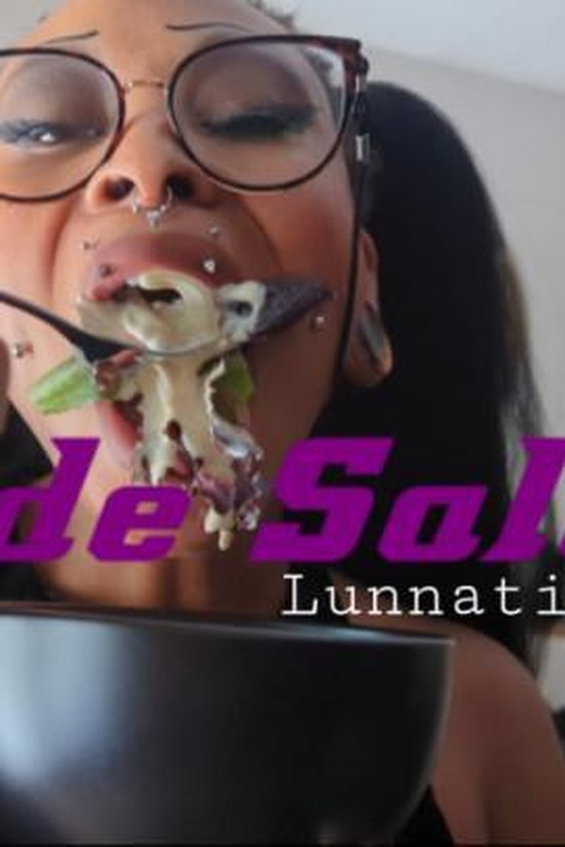 Side Salad - Screenshot 1 of 4 - Chewing