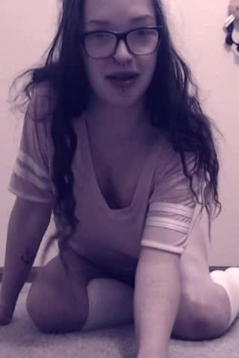 TP-manyvidslilshortcutie-morning-step-daddy