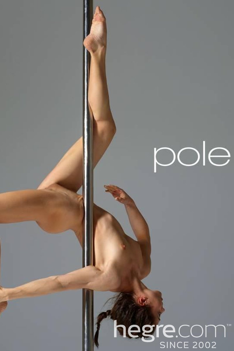 Mya Pole Dancer - Screenshot 1 of 4 - Brown Hair