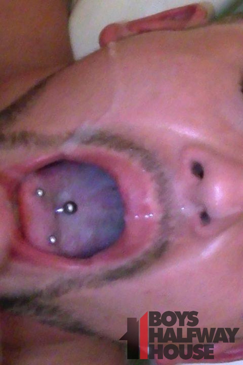 Arrogant P.O.S. Bathroom Bang - Screenshot 1 of 4 - All Sex