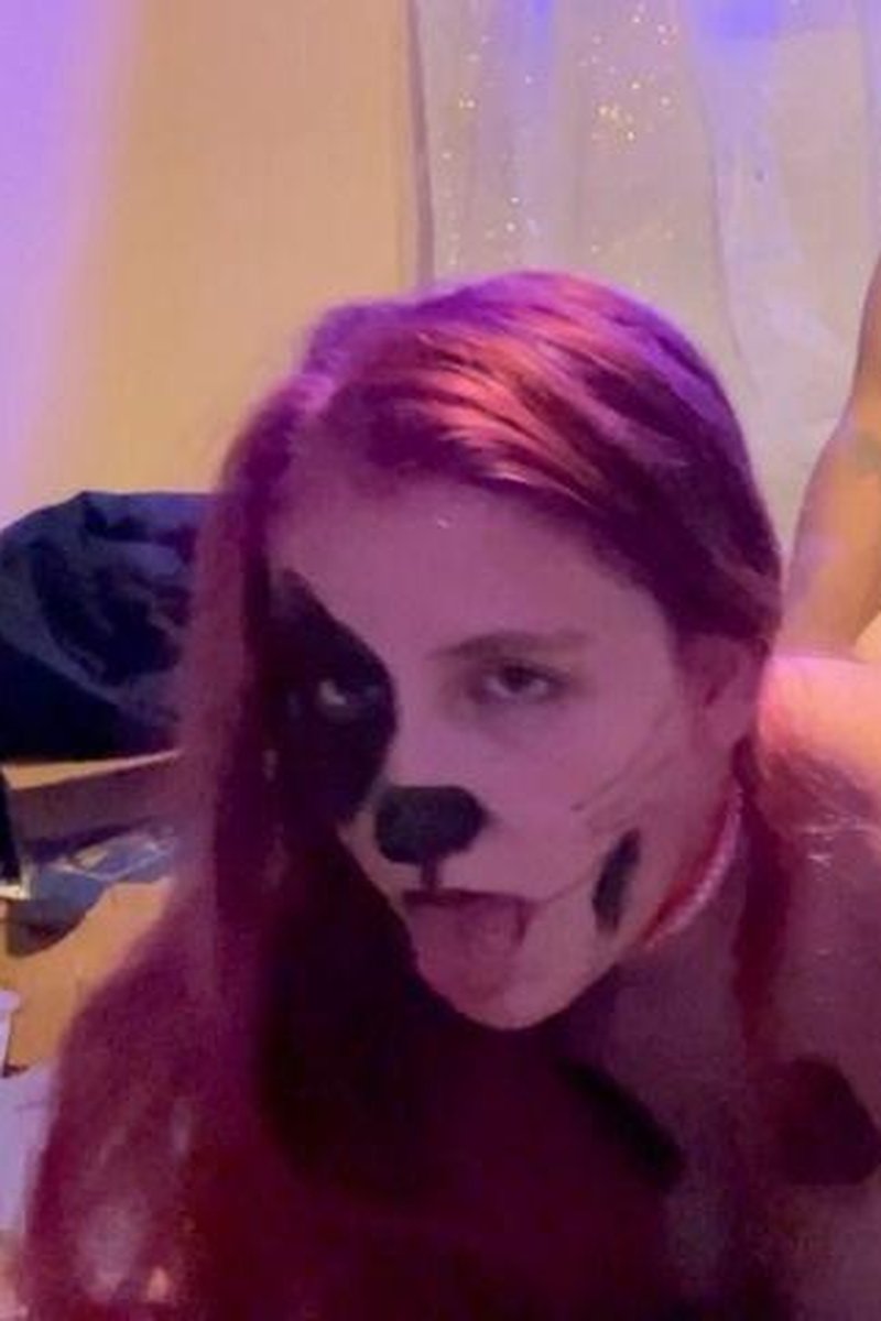 Leashed Slut - Screenshot 1 of 4 - All Sex