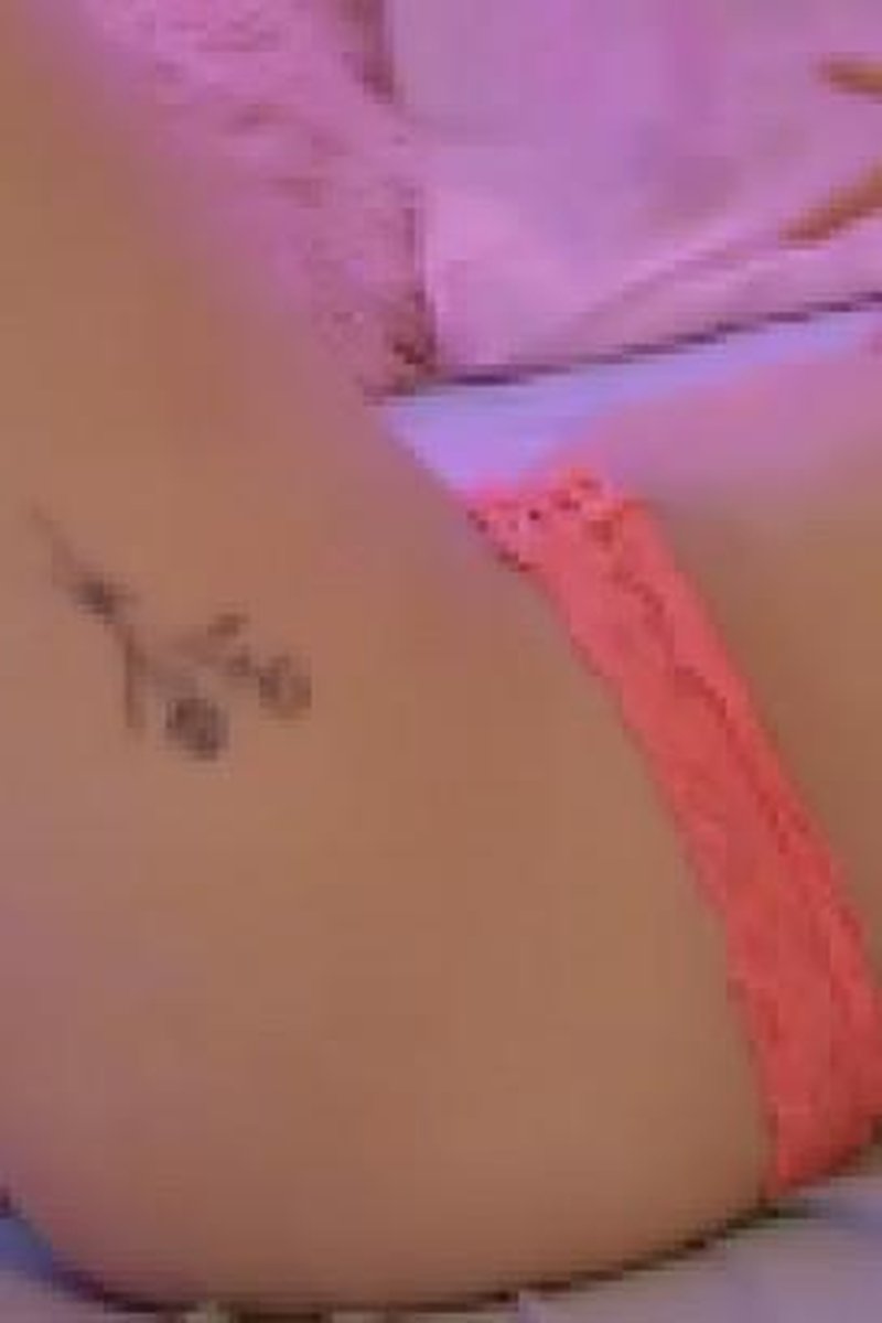 Teasing Video - Screenshot 1 of 4 - Big Tits