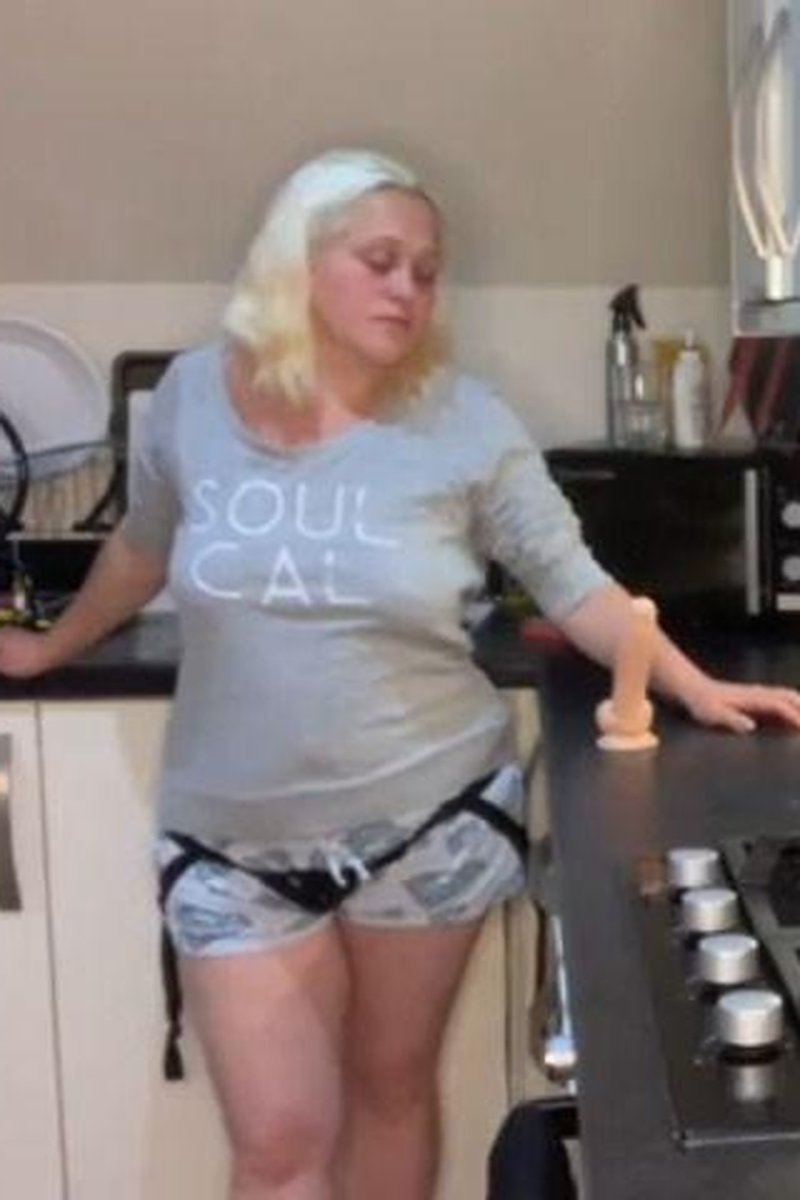 A Beginners Guide - Screenshot 1 of 4 - Anal