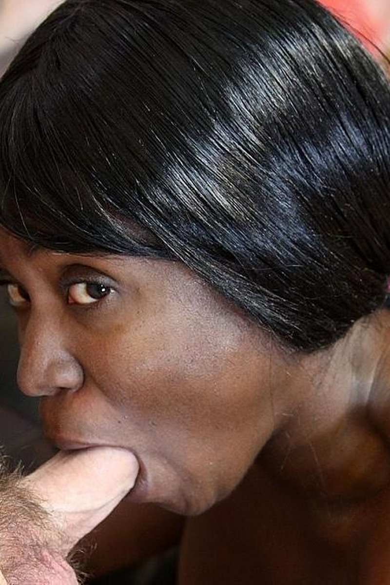 Brooke - Screenshot 1 of 4 - Black