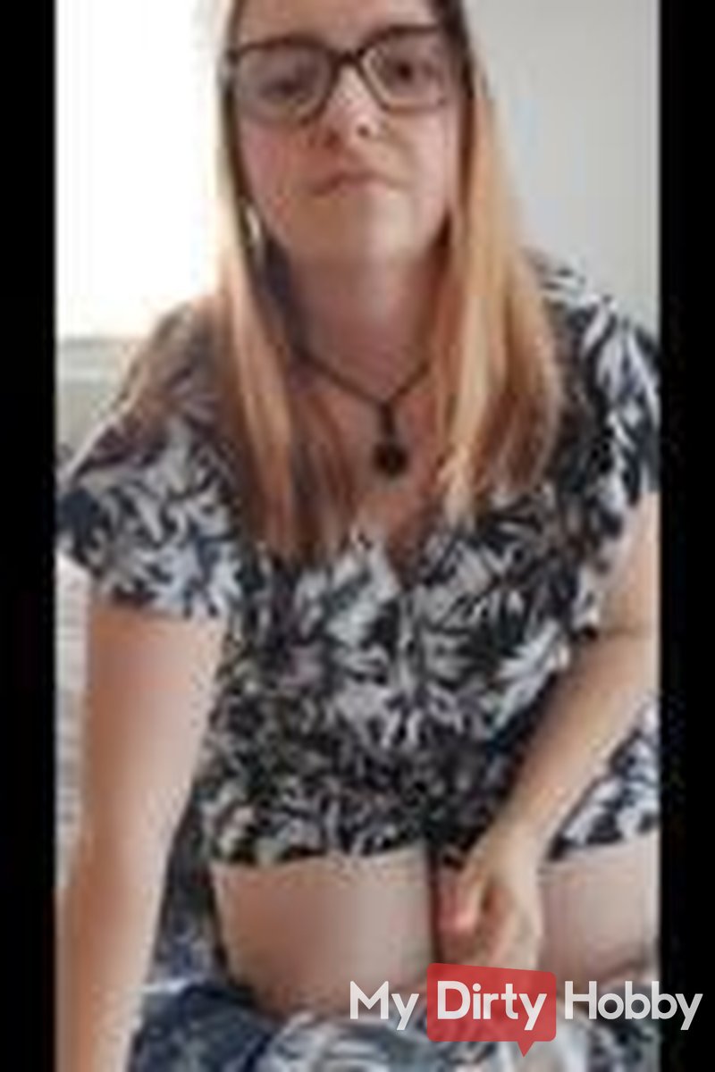 Admirer - Screenshot 1 of 4 - Redlady8