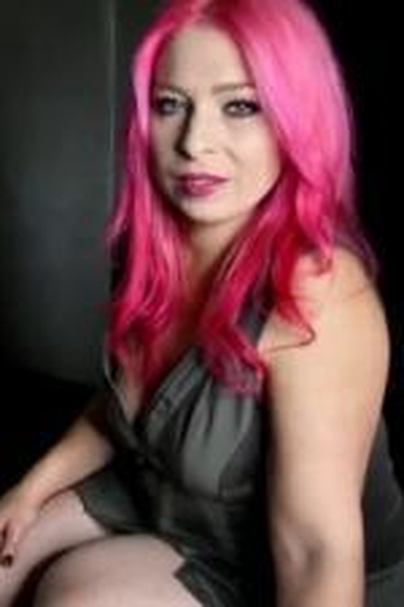 Slutober - Screenshot 1 of 4 - Bitch