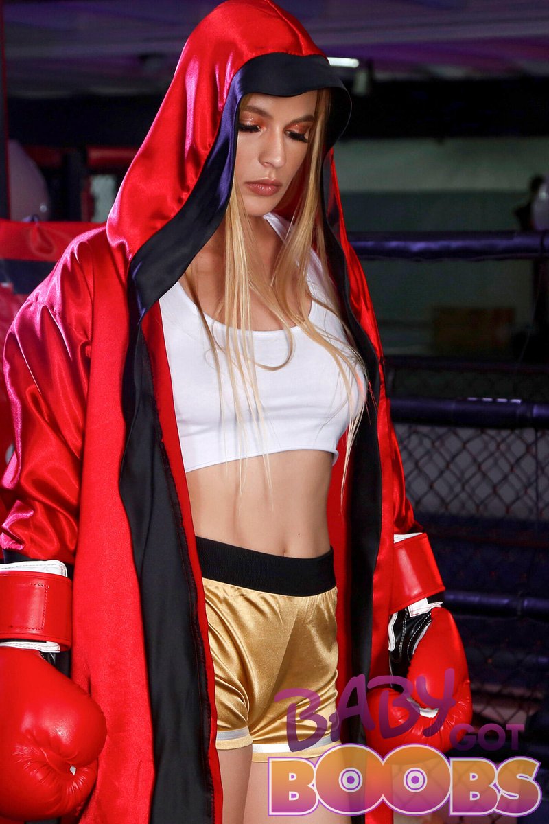 Boxing Babe - Screenshot 1 of 4 - American