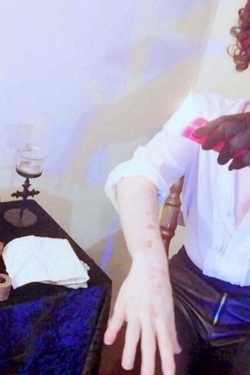 Slow Burn - Screenshot 1 of 4 - BDSM