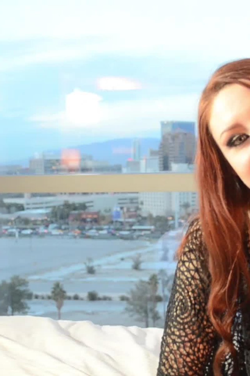 Interview With Violet Monroe - Screenshot 1 of 4 - Behind The Scenes