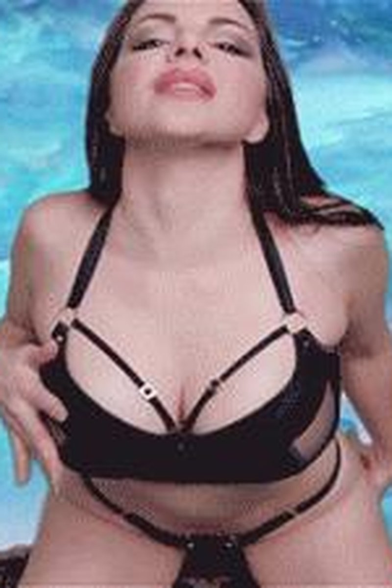 60 Seconds - Screenshot 1 of 4 - Masturbation