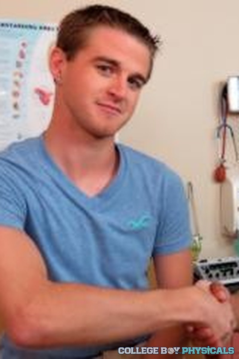 Connor - Screenshot 1 of 4 - Gay