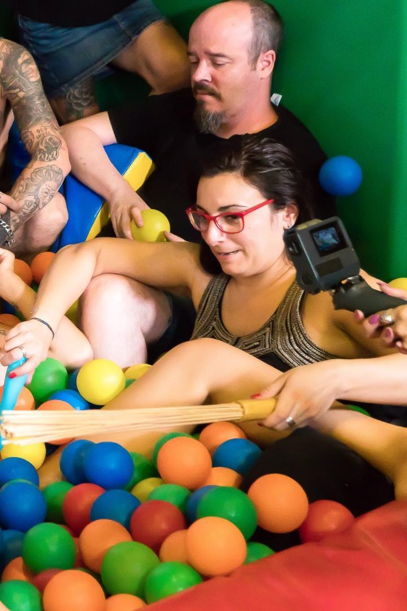 Balls Deep - Screenshot 1 of 4 - BDSM